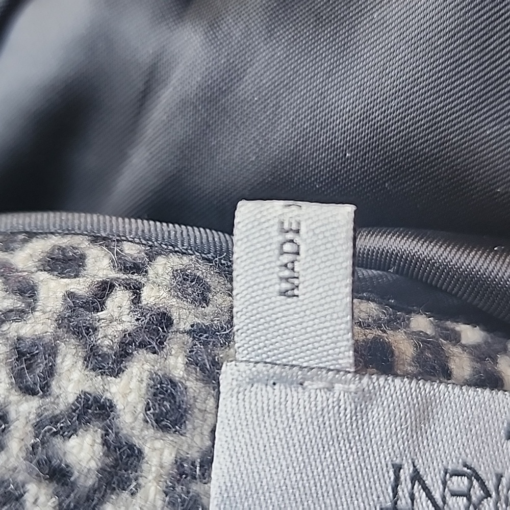 Yves St. Laurent Black and White Patterned Wool Pencil Skirt - Picture 11 of 15